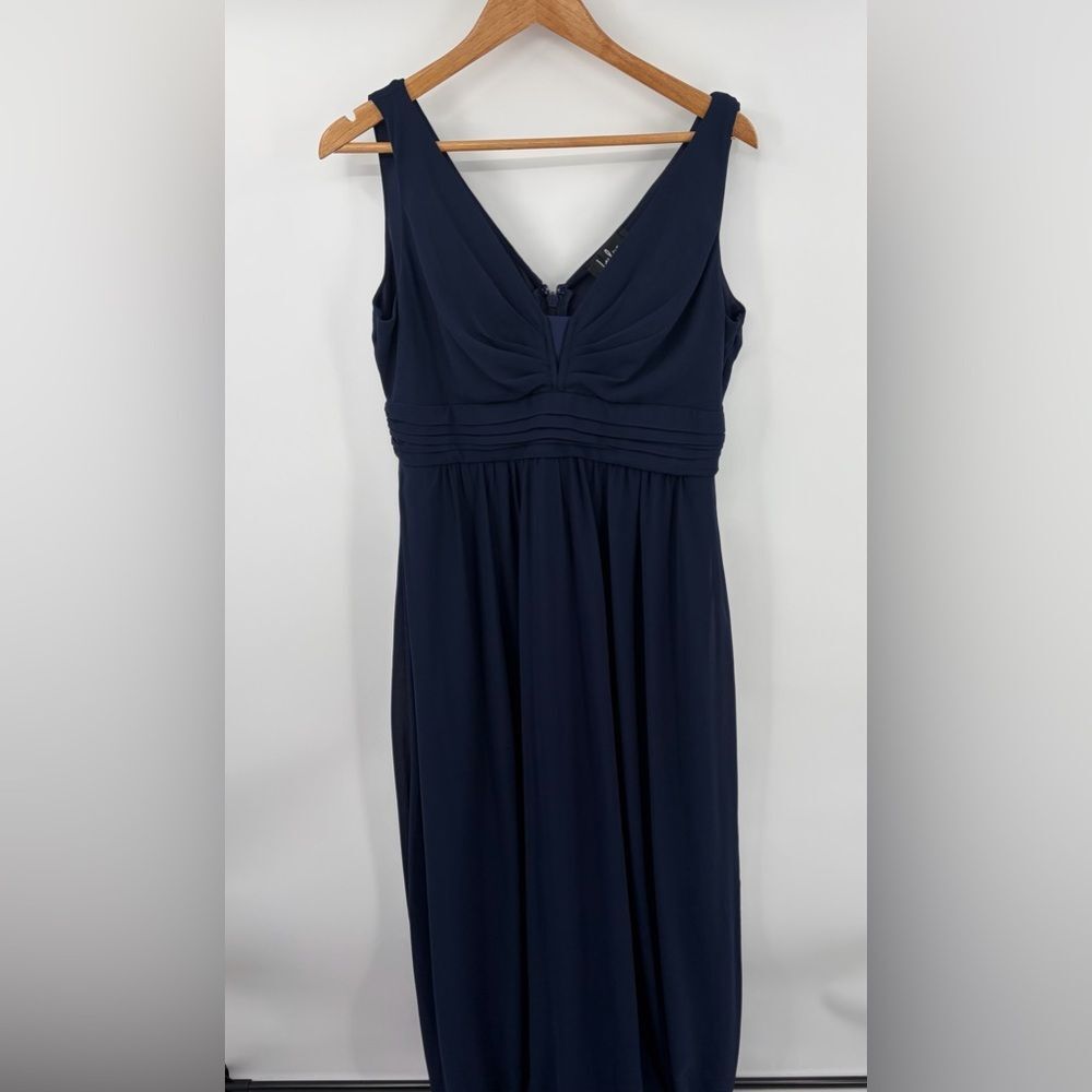 Lulus navy v-neck chiffon maxi gown women’s XL wedding formal mature